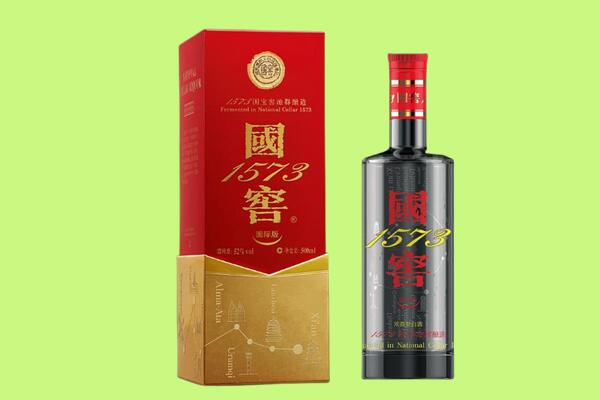 石河子市北屯回收国窖1573.jpg